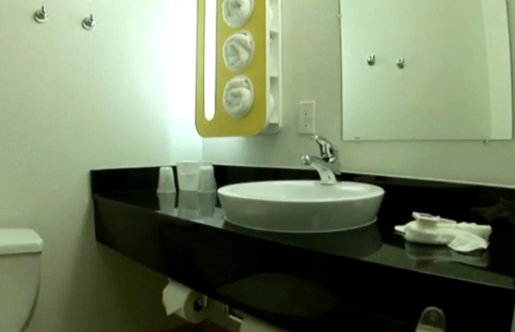 Motel 6 Manteca Kamer foto