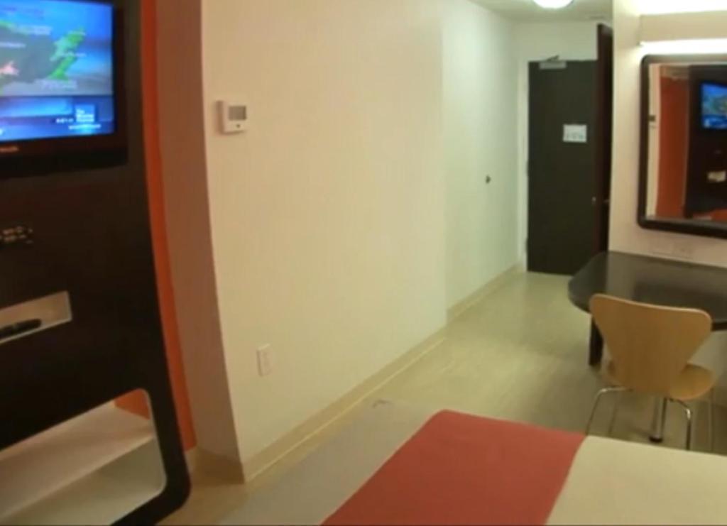 Motel 6 Manteca Buitenkant foto